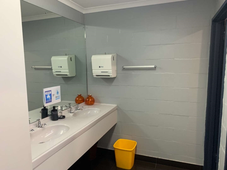 To Let commercial Property for Rent in Pinelands Western Cape